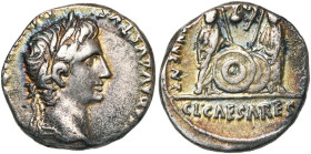 AUGUSTE (-27-14), AR denier, 2 av.-4 apr. J.-C., Lyon. D/ CAESAR AVGVSTVS- DIVI F PATER PATRIAE T. l. à d. R/ C·L· CAESARES/ AVGVSTI F COS DESIG PRINC...