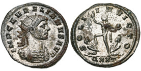 AURELIEN (270-275), bill. antoninien, mi 274, Ticinum. D/ IMP C AVRELIANVS AVG B. r., cuir. à d. R/ SOLI INVICTO/ QXXT Sol r., deb. à g. entre deux ca...