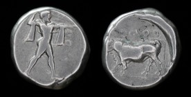 LUCANIA, Poseidonia, c. 470-445 BCE, AR Nomos. 7.83g, 19.2mm. 
Obv: Poseidon advancing right, wielding trident overhead; ΠOMEΣ before. 
Rev: Bull stan...