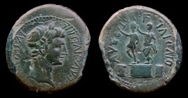 MACEDON, Philippi: Augustus (27 BCE-14 CE), AE. 7.40g, 26mm.
Obv: COL AVG IVL PHIL IVSSV AVG; laureate head right.
Rev: AVG DIVI F DIVO IVL; Cuirass...