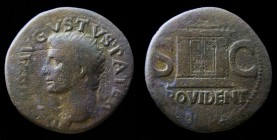 Divus Augustus (27 BCE-14 CE), AE As, Struck under Tiberius 22-30. Rome, 9.73g, 29mm.
Obv: DIVVS•AVGVSTVS•PATER; Head of Divus Augustus, radiate, left...