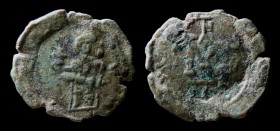 Justinian II, first reign (685-695), AE Follis. Syracuse, 4.89g, 27mm.
Obv: Standing figure of Justinian II wearing chlamys and crown with cross and h...