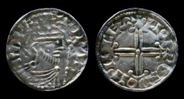 Edward the Confessor (1042-1066), AR penny. Winchester, 1.23g, 20mm.
Hammer Cross type, moneyer Leofwold, 1059-1062.
Obv: EADPAR RDRE, crowned bust ri...