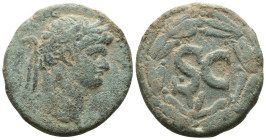 Vespasian. (69-79 AD) Bronze Æ. Antioch. Obv: laureate bust of Vespasian right. Rev: SC in wreath. Weight 12.49 gr - Diameter 27 mm