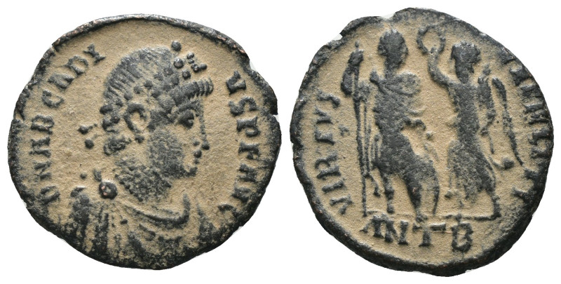 Arcadius. (394-400 AD). Follis. Siscia. Obv: DN ARCADIVS PF AVG. diademed bust o...