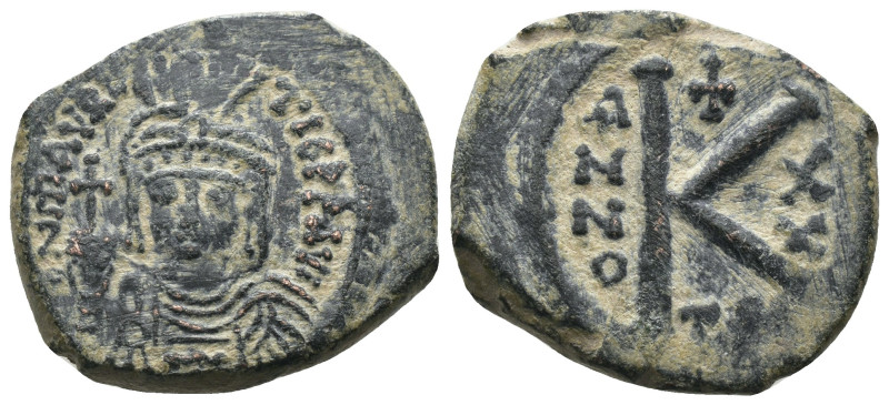 Maurice Tiberius. (600-601 AD). 1/2 Follis. Constantinople. Obv: bust of Maurice...