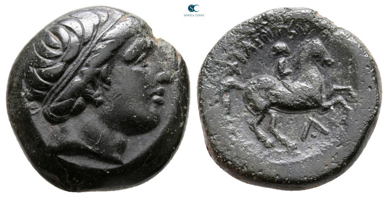 Kings of Macedon. Uncertain mint. Philip II of Macedon 359-336 BC. 
Bronze Æ
...