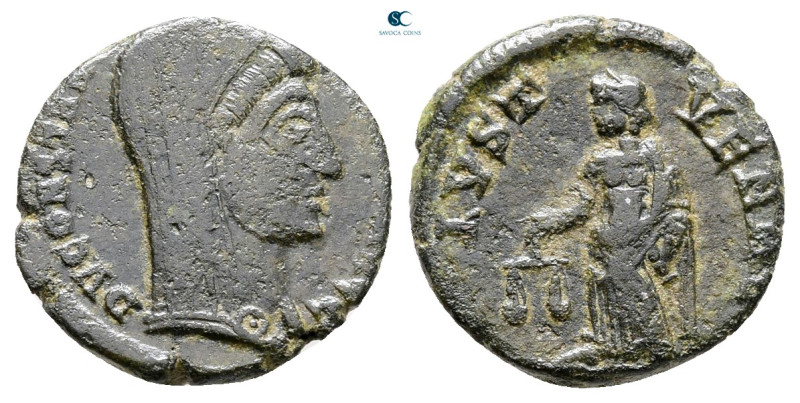 Constantine I the Great AD 306-337. Cyzicus
Follis Æ

13 mm, 1,21 g



Go...