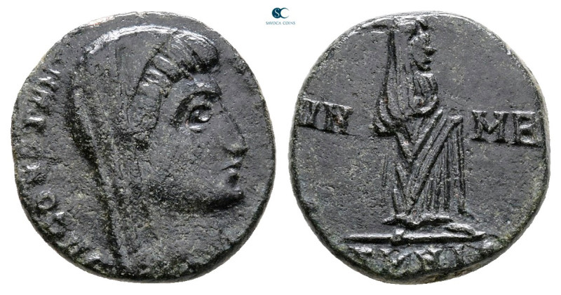 Divus Constantine I AD 337. Nicomedia
Follis Æ

14 mm, 1,76 g



Nearly V...
