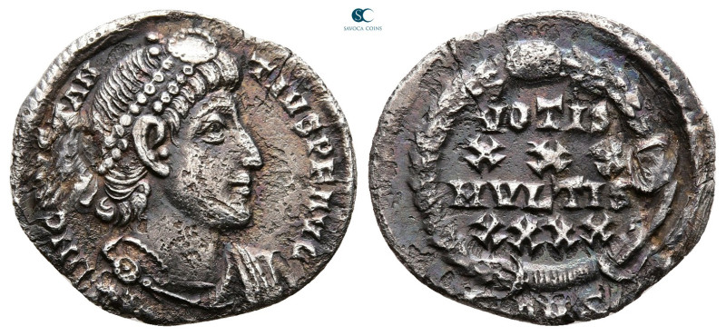 Constantius II AD 347-361. Constantinople
Siliqua AR

18 mm, 1,86 g



Ve...