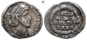 Constantius II AD 347-361. Constantinople. Siliqua AR