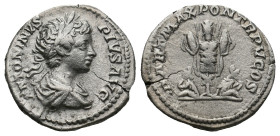 GETA (Caesar, 198-209). Denarius. 
.
Condition: Very Fine.
Weight: 2.96 g.
Diameter: 18.7 mm