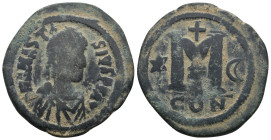 ANASTASIUS I (491-518). Follis. 
.
Condition: Very Fine.
Weight: 16.99 g.
Diameter: 36.1 mm