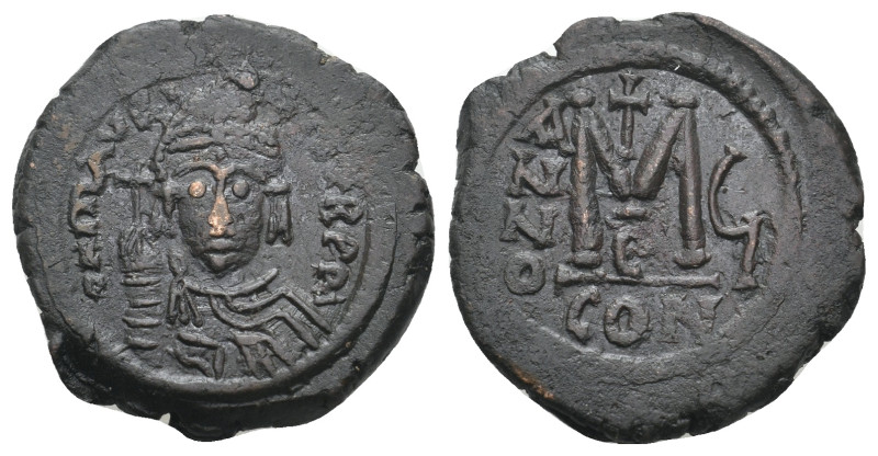 MAURICE TIBERIUS (582-602). Follis. 
.
Condition: Very Fine.
Weight: 13.12 g.
Di...