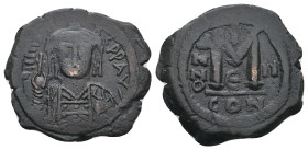 MAURICE TIBERIUS (582-602). Follis. 
.
Condition: Fine.
Weight: 12.39 g.
Diameter: 31.7 mm