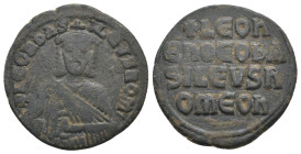 LEO VI THE WISE (886-912). Follis.
.
Condition: Fine.
Weight: 6.86 g.
Diameter: 25.5 mm