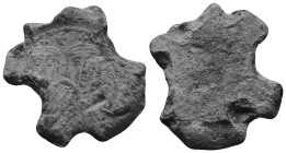 BYZANTINE LEAD SEAL. LEO III, CONSTANTINE V AND LEO IV COMMERKIARIOS (751-775).
.
Condition: Fine.
Weight: 18.50 g.
Diameter: 30.7 mm