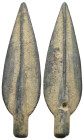 GREEK BRONZE ARROWHEAD.(CIRCA 3RD-1ST BC).
.
Condition: Very Fine.
Weight: 5.61 g.
Diameter: 50.8 mm