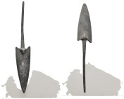 GREEK BRONZE ARROWHEAD.(CIRCA 3RD-1ST BC).
.
Condition: Very Fine.
Weight: 14.74 g.
Diameter: 109 mm