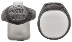 Roman Silver Ring.
.
Condition: Very Fine.
Weight: 10.79 g.
Diameter: -