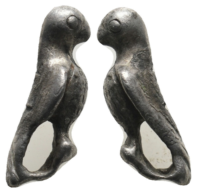 ANCIENT ROMAN SILVER FIGURINE.
.
Condition: Very Fine.
Weight: 3.68 g.
Diameter:...