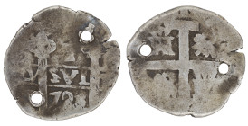 Moneda virreinal. Felipe V. 1 Real. 1728. M (José Matienzo). Potosí. Ag. 2,82 g. Cal-584. BC+. Fecha visible. Doble perforación. Salida: 15
