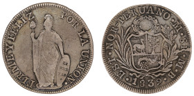 Moneda Republicana. Perú. 8 Reales . 1839. M.B. Est · Nor-Peruano . Anv: EST · NOR-PERUANO · Monograma LIMA · 8R · M · B 1839. Escudo de Perú. // Rev:...