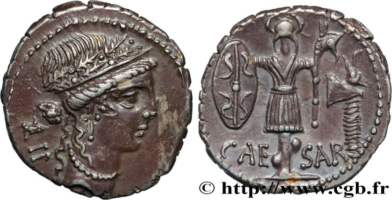 JULIUS CAESAR
Type : Denier 
Date : c. 48 AC 
Mint name / Town : Grèce 
Metal : ...