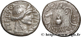 JULIUS CAESAR
Type : Denier 
Date : 46 AC. 
Mint name / Town : Afrique, Utique ? 
Metal : silver 
Millesimal fineness : 950  ‰
Diameter : 16  mm
Orien...