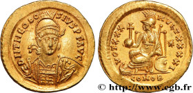 THEODOSIUS II
Type : Solidus 
Date : 431-432 
Mint name / Town : Constantinople 
Metal : gold 
Diameter : 20,5  mm
Orientation dies : 6  h.
Weight : 4...