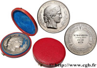 SECOND REPUBLIC
Type : Médaille, Tribunal de Commerce 
Date : 1879 
Metal : silver 
Diameter : 56,5  mm
Engraver : CAVELIER Pierre-Jules (1814-1894) e...