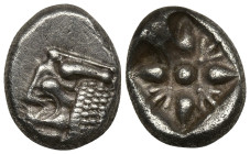 Ionia, Miletos. 4th Century BC AR Obol. forepart of lion right. Rev: star-like floral pattern. 1.20 gr, 8,8mm.