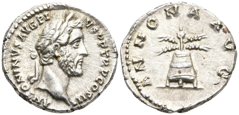 Antoninus Pius AR Denarius. Rome, AD 139. ANTONINVS AVG PIVS PP TRP COS III, lau...