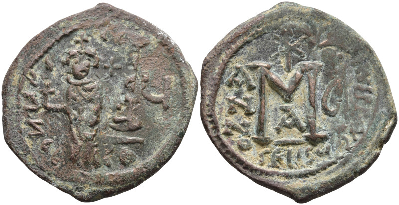 Byzantine Coins Æ 11,97g, 30,5mm.