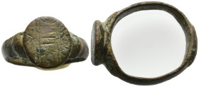 ANCIENT BYZANTINE BRONZE RING.(3rd–4th centuries).Ae. 8,1g, 30,0mm.