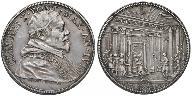 Clemente X (1670-1676) Piastra 1675 - Munt. 17 AG (g 31,87) R 
BB+