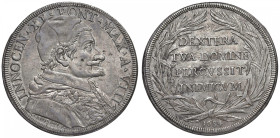Innocenzo XI (1676-1689) Piastra 1684 An. VIII - Munt. 25 AG (g 32,00) 
M. di SPL