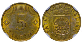 Latvia, 2nd Republic, Guntis Ulmanis (1993 - 1999). 5 Santimi 1992, Nickel-Brass, 2,5 gr, KM#16, MS 64, 6638502-004