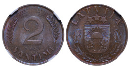 Latvia, 1st Republic, Karlis Ulmanis (1936 - 1940). 2 Santimi 1937, Bronze, 2 gr, KM#11, MS 64 BN, 6637731-009