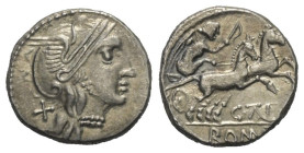 Imitationen römischer Münzen.


Nachahmung einer Prägung des C. Iuventius Thalna (Münzmeister 154 v. Chr.).

Denar (Silber). Mitte 2. Jhdt. v. Ch...