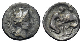 Italy, Southern Apulia, Tarentum, c. 325-280 BC. AR Diobol (12mm, 0.9g). Helmeted head of Athena r. R/ Herakles standing r., strangling Nemean lion; c...