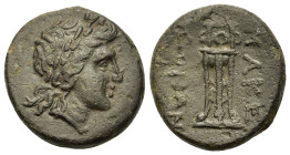Kings of Macedon. District Amphaxitis. Time of Philip V and Perseus (187-168 BC). Æ (20,3mm, 7.8g). Thessalonica. Laureate head of Apollo r. R/ Tripod...