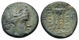 Seleukid Kings. Antiochos II Theos (261-246 BC). Æ (15,6mm, 3g). Sardes. Laureate head of Apollo r. R/ Tripod. SC 525.1; HGC 9, 253a.