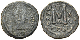 Justinian I (527-565). Dated RY 15 (AD 541/2). Constantinople
Æ Follis or 40 Nummi (37,5mm, 20g.) D N IVSTINIANVS P P AVG, helmeted, draped and cuiras...