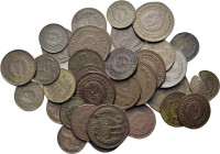 Lot of 35 World Æ coins, to be catalog. Lot sold as is, no return.