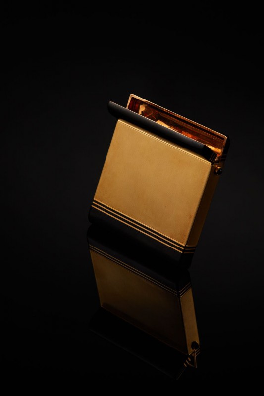 Art Deco Cartier Cigarette Case
Signed Cartier Paris Londres New York
Gold mark,...
