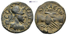 PHRYGIA. Synnada. Pseudo-autonomous (3rd century). Ae. (3.17 Gr. 19mm.)Obv: ΘЄA PΩMH. Helmeted and draped bust of Roma right. Rev: CVNNAΔЄΩN. Clasped ...