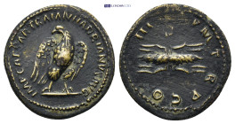 Hadrian (117-138). Semis. Rome. AE. (2.93 Gr. 20mm.)
Eagle standing, head left. 
Rev. Thunderbolt, SC below.