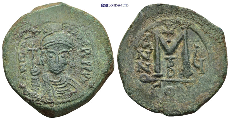 Maurice Tiberius (582-602). ’ 40 Nummi (11.64 Gr. 30mm.). Constantinople
 Helmet...