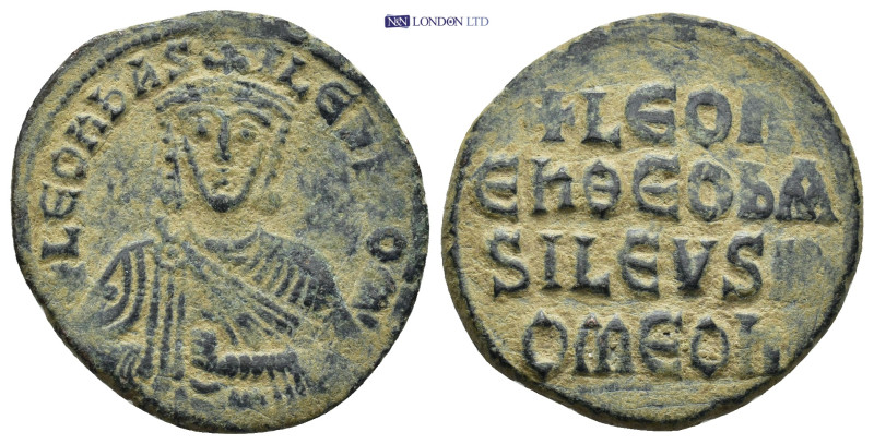 Leo VI (886-912 AD). AE Follis Constantinople. (7.05 Gr. 24mm.)
Crowned bust of ...